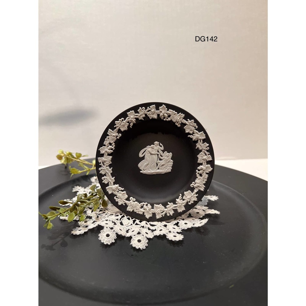 Vintage Wedgwood Jasperware Black and White Collector Dish